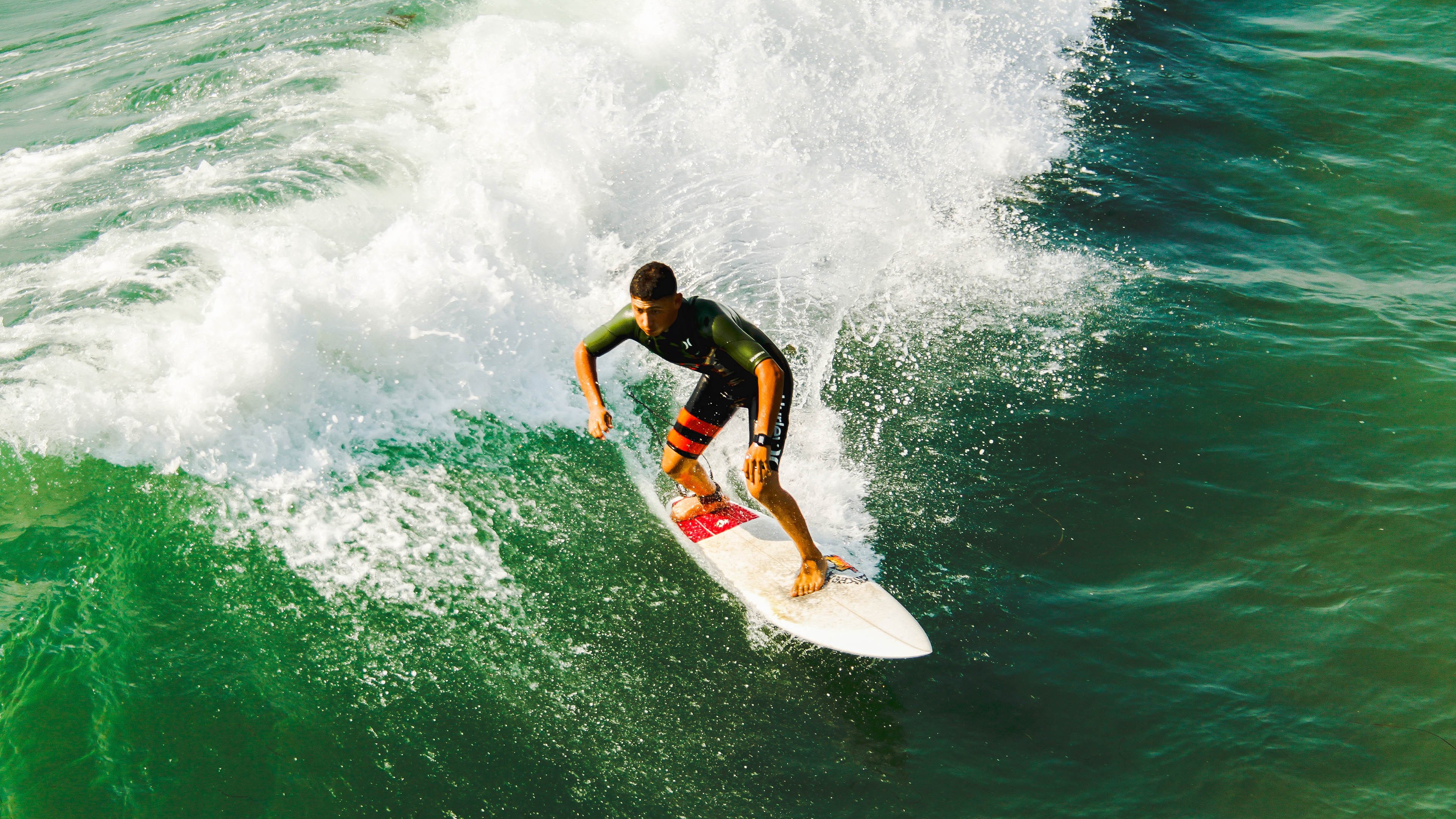 球迷互动:通过社交媒体创造最佳赛场气氛,球迷网络